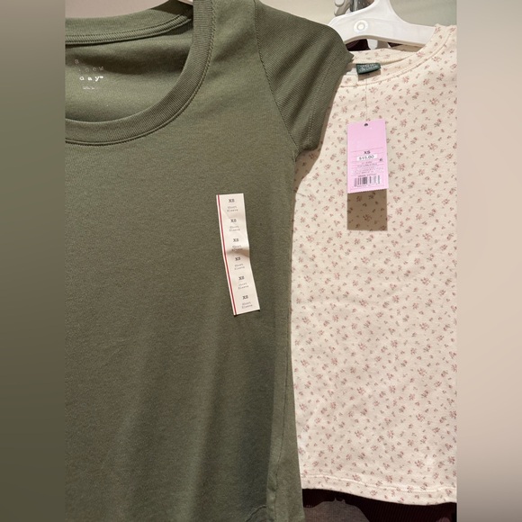 Target Tops - 2 XS Tops